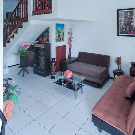 Villa Malang Puncak Buring Екстериор снимка